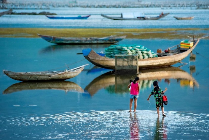 Phá Tam Giang là một trong những đầm nước nổi tiếng của Việt Nam