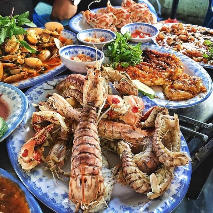 Những quán hải sản ngon và rẻ ở Sài Gòn - quán Nướng Gió thực đơn