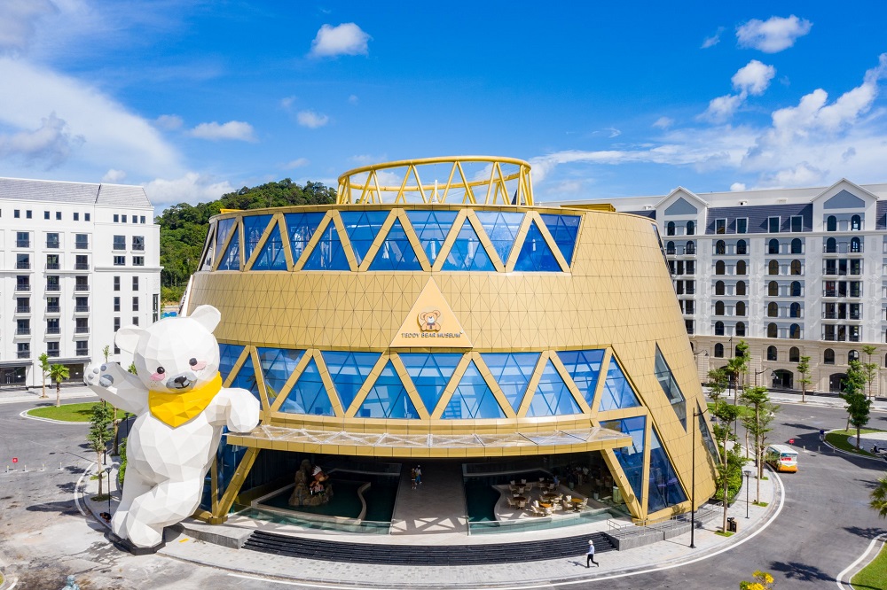 bảo tàng gấu Teddy Phú Quốc thu hút du khách tham quan