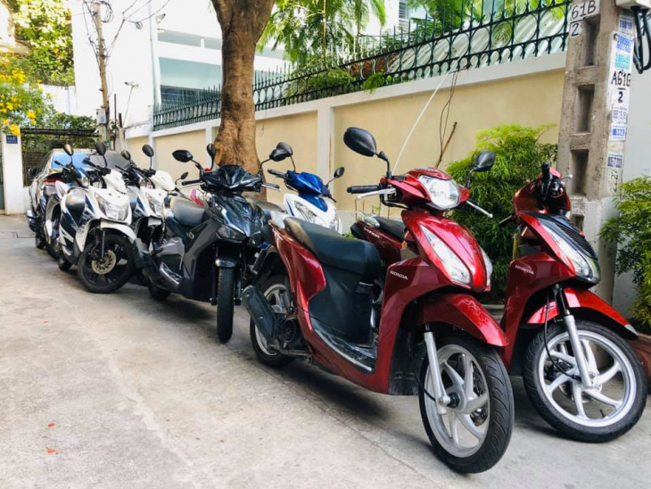Car rental in Binh Duong - motorbike rental Luong Van Hieu