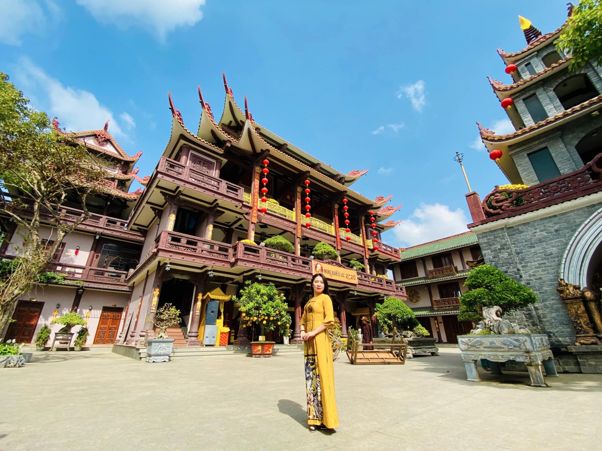 Quy Nhon Tet tourist destination - Thien Hung Pagoda