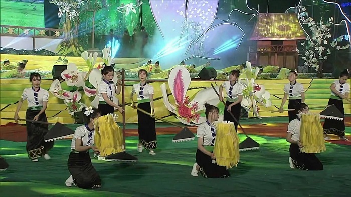 The Ban Flower Festival is the first festival of the year in Vietnam of the Thai people