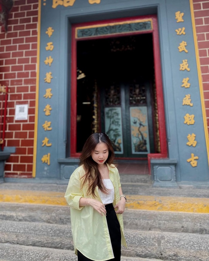 Chùa Ông Cần Thơ là ngôi chùa kiến trúc Trung Hoa mà bạn nên một lần ghé thăm