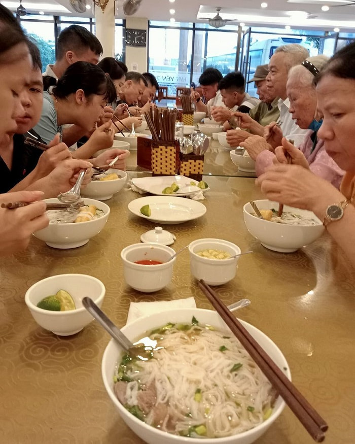 quán ăn gần sân bay Nội Bài - nhà hàng Hải Yến 20