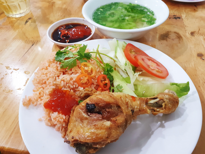 Các quán ăn ngon đường Đồ Chiểu Vũng Tàu -cơm gà Hai Lang Quán
