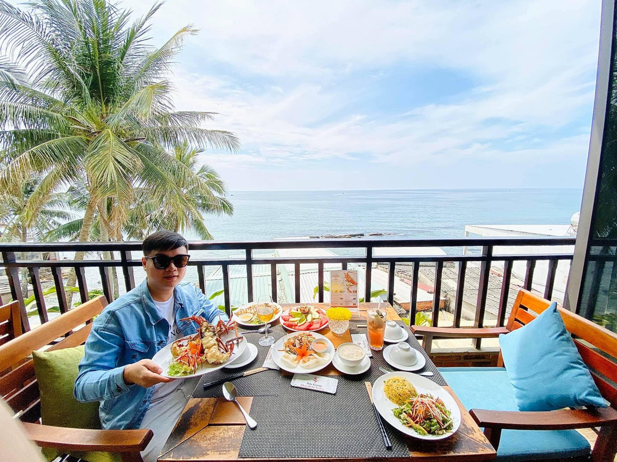 Restaurants in Phu Quoc on Tet holiday are the most crowded