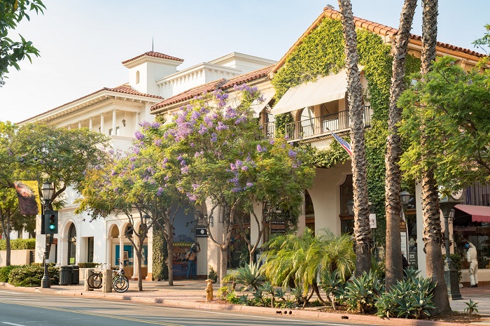 Kiến ​​trúc phong phú của Tây Ban ở Santa Barbara - du lịch Santa Barbara