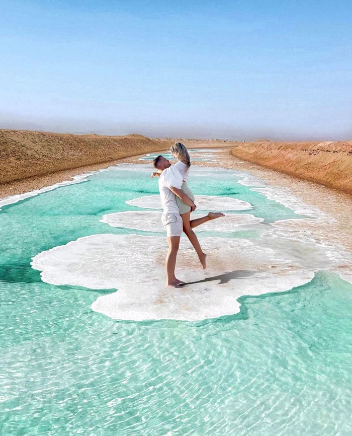 Hồ Long Salt Abu Dhabi