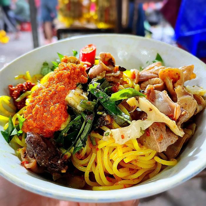 58 gills of fish eat turmeric noodles in Hue