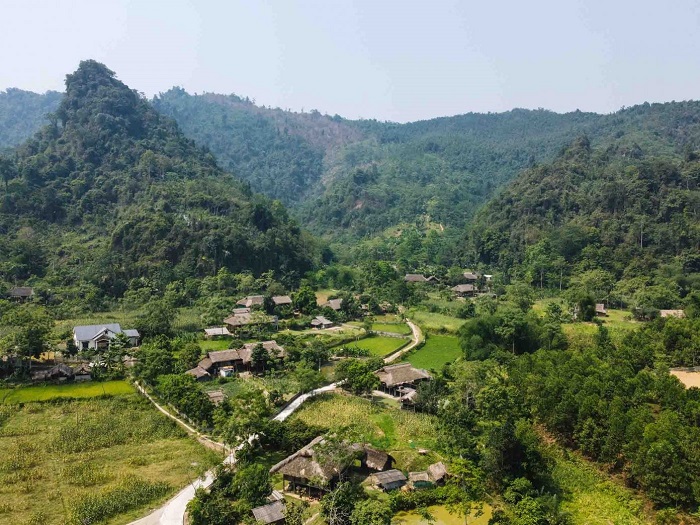 Khun Ha Giang village has a peaceful beauty