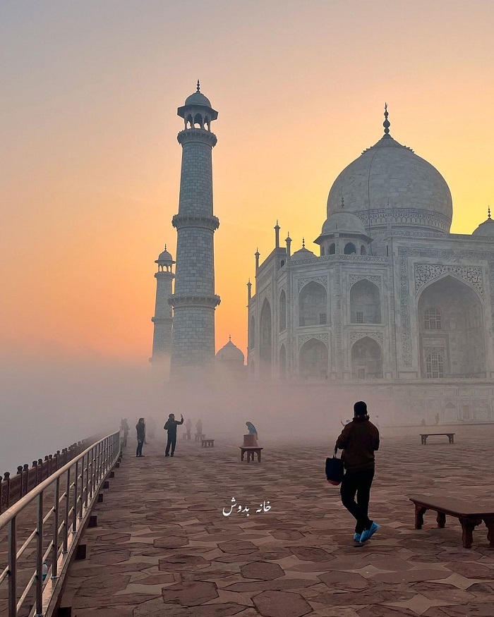 Đền Taj Mahal là điểm ngắm hoàng hôn đẹp ở châu Á khiến du khách vỡ òa