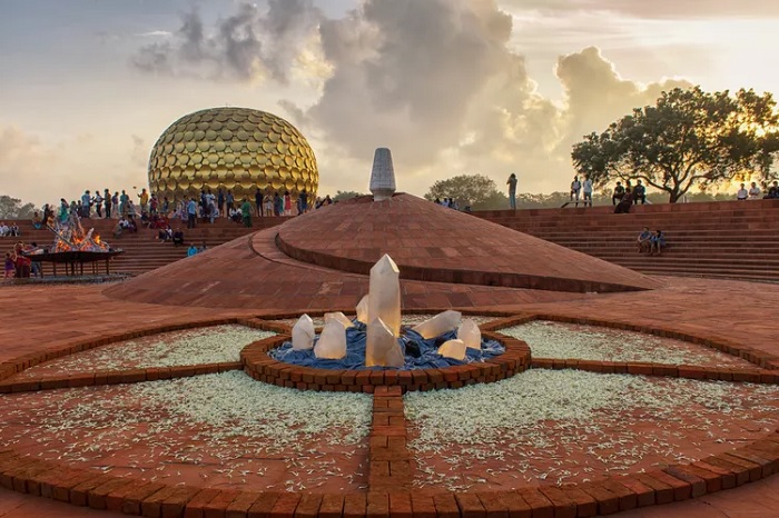 Tòa nhà Matrimandir thị trấn Auroville