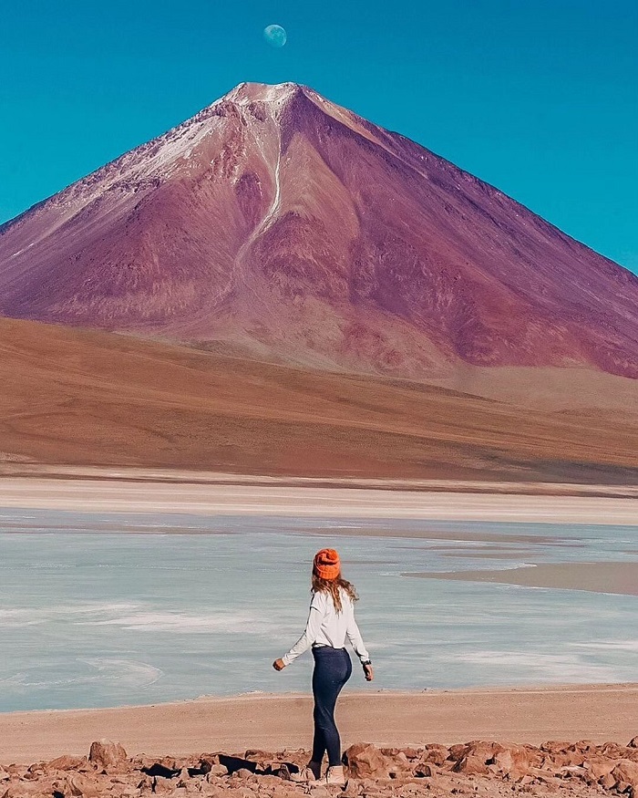 Cánh đồng muối Salar de Uyuni cũng là kỳ quan thiên nhiên ở Nam Mỹ không thể bỏ lỡ