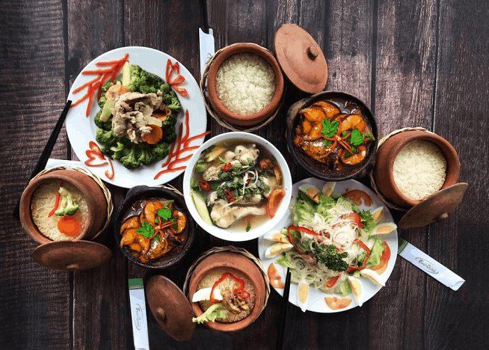 Delicious claypot rice restaurant in Con Dao - Hoa Giay restaurant
