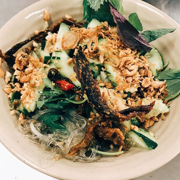 Delicious eel vermicelli restaurant in Hanoi - Dong Thinh