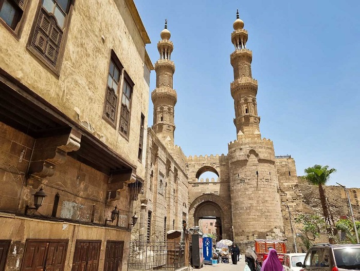 Tháp Bab Zuwayla là điểm tham quan ở gần tháp Cairo 