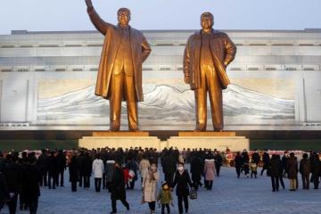 Du ngoạn các tượng đài nổi tiếng ở Triều Tiên