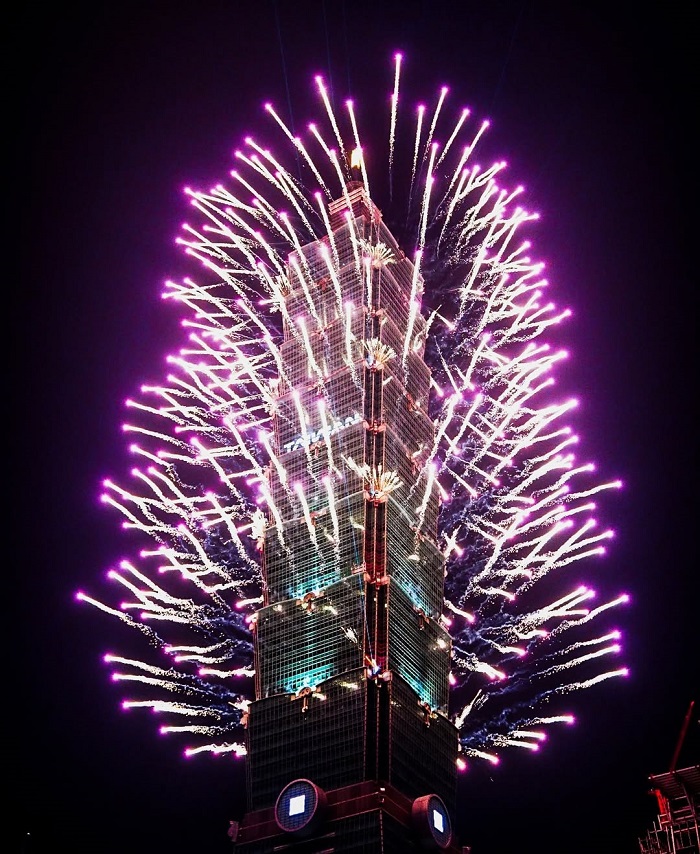 Đài quan sát Taipei 101 là một trong những địa điểm ngắm pháo hoa đẹp nhất ở châu Á