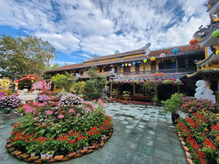 những ngôi chùa đẹp ở Hội An chùa Pháp Bảo