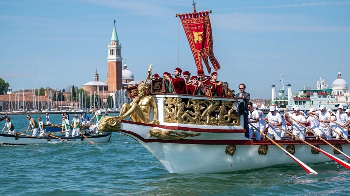 Lễ hội Festa della Sensa của Venice là lễ hội mùa xuân ở Ý nên trải nghiệm