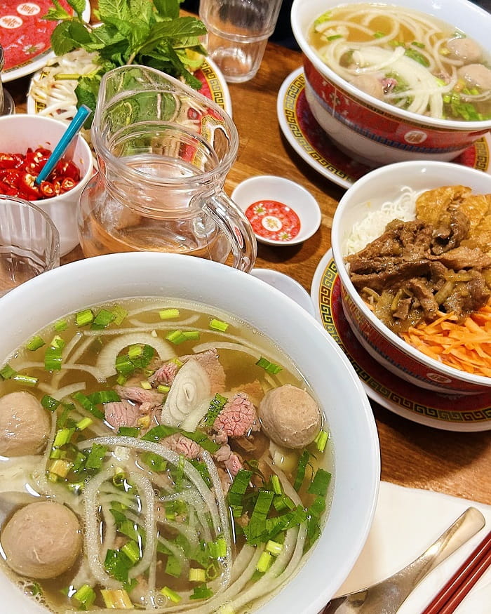 Song Heng là quán ăn Việt Nam ngon ở Paris 