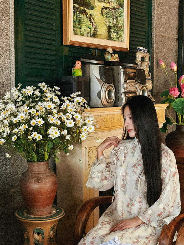 Những điểm chụp áo dài Tết đẹp ở Hạ Long - Concept chụp ảnh bên hoa