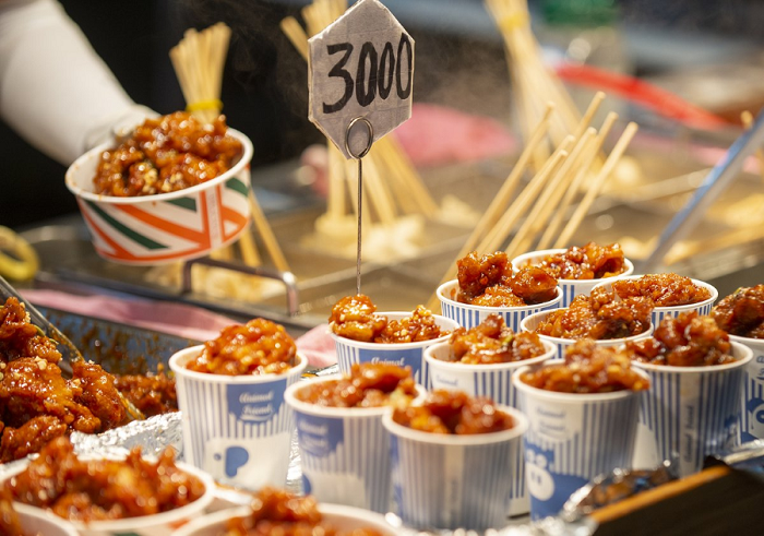 Du lịch Hàn Quốc mùa đông - ăn vặt