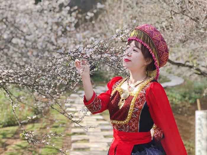 những địa điểm thuê trang phục dân tộc tại Mộc Châu - Giá thuê trang phục dân tộc