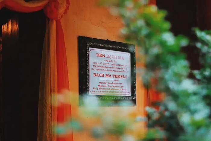 Đến Thăng Long tứ trấn - Giờ mở cửa của đền