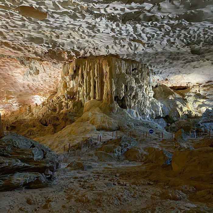 5 địa điểm du xuân hot - Hang Sửng Sốt 