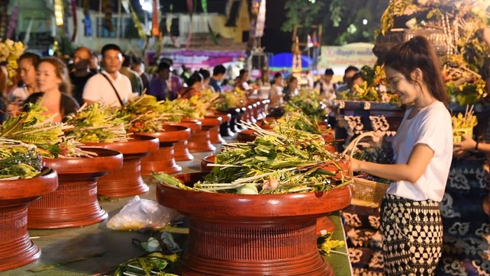 Lễ hội Inthakhin là một trong những lễ hội tại Chiang Mai Thái Lan