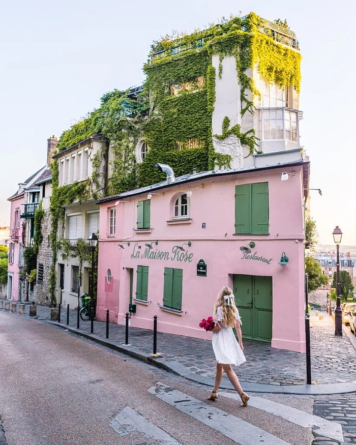 Khu Montmartre là điểm check in mùa xuân ở Paris