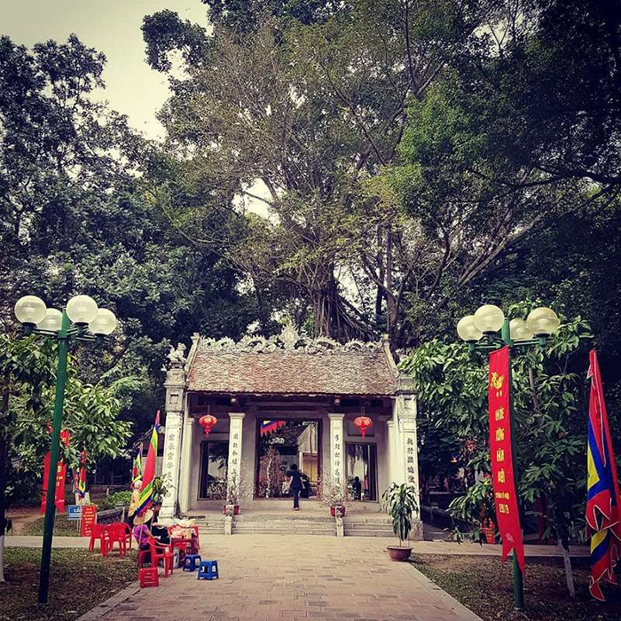 Đến Thăng Long tứ trấn - Ngôi đền Voi Phục