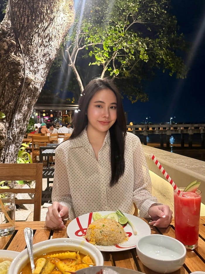 Kan Eang @Pier là nhà hàng hải sản ở Phuket được lòng du khách địa phương