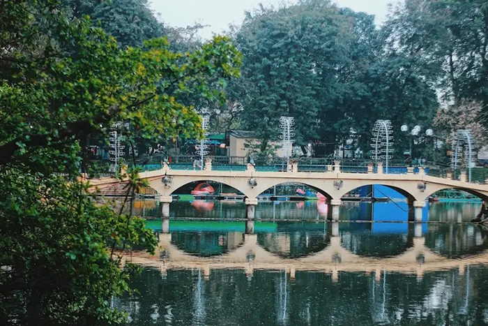 Đến Thăng Long tứ trấn - Những ngồi đền nằm hài hòa