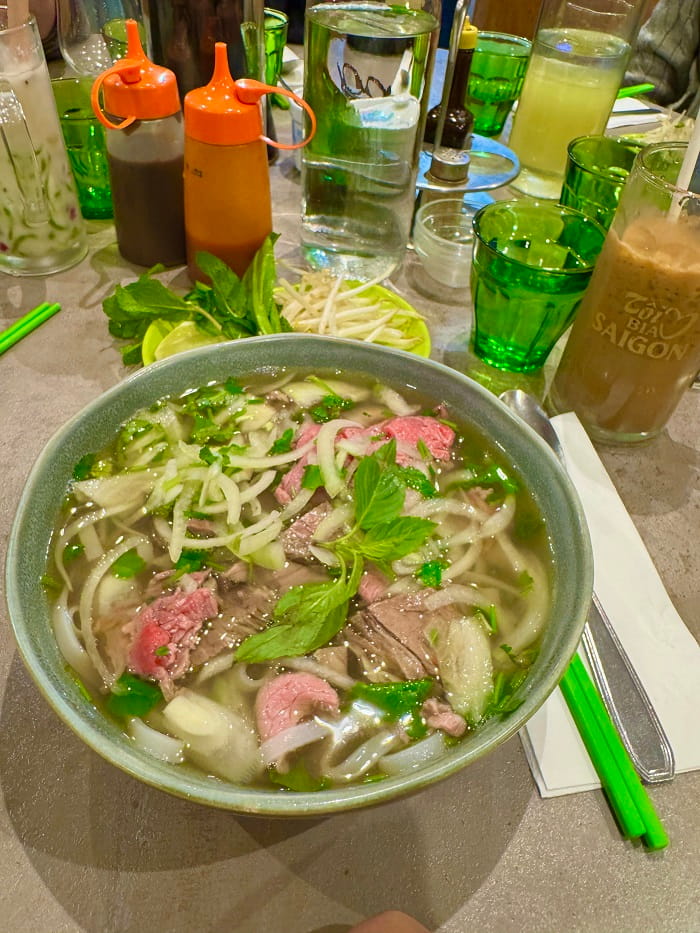 Phở Tai là quán ăn Việt Nam ngon ở Paris 