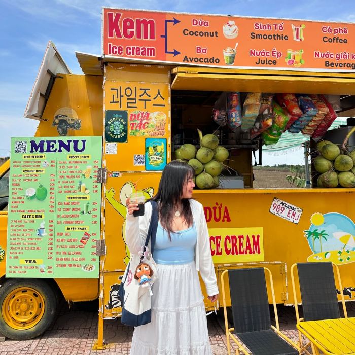quán cafe sống ảo ở Bàu Trắng Kem Ice Cream