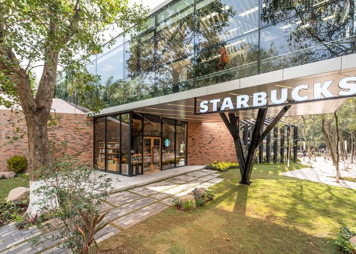 Starbucks Ecopark là quán Starbucks có view đẹp tại Việt Nam
