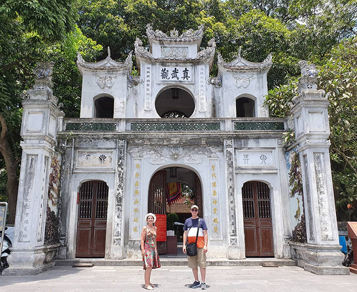 Đến Thăng Long tứ trấn - Tứ trấn Thăng Long