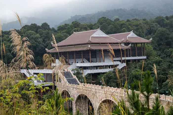 5 địa điểm du xuân hot - Tìm về cõi tâm linh