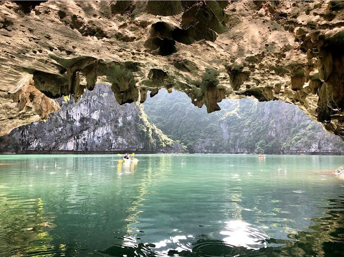 Discover the wild beauty of Lan Ha Bay
