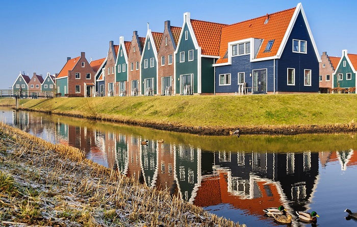 đi du lịch Volendam Hà Lan