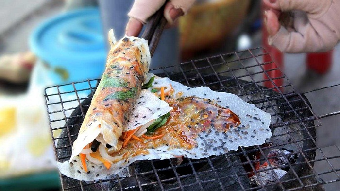 Phan Thiet travel experience - enjoy sticky rice paper rolls