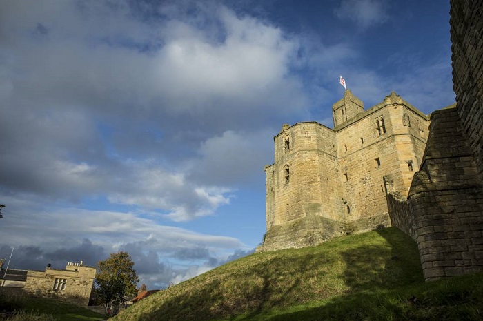 Những địa điểm di sản nổi tiếng ở Anh - Lâu đài Warkworth