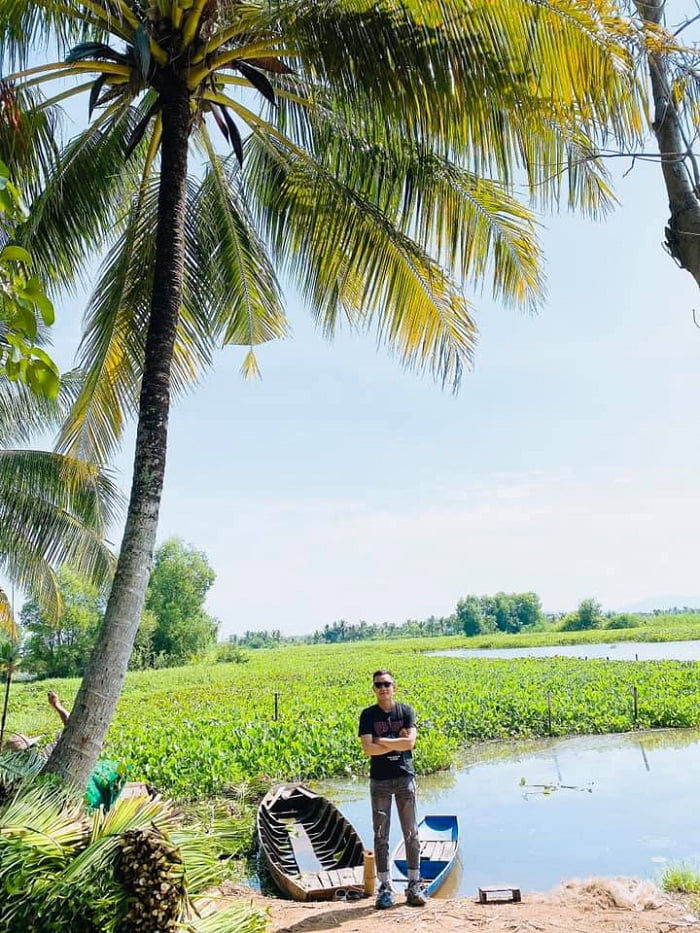 vẻ bình yên - nét nổi bật của Hồ Bàu Ngừa 