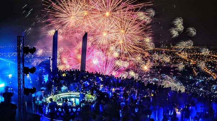 The 2021 Lunar New Year fireworks display in Da Nang is unique 