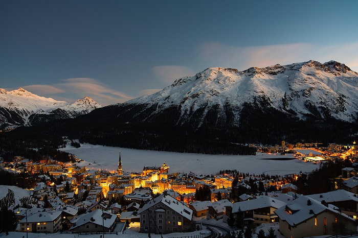St. Moritz  tàu tốc hành chậm nhất thế giới
