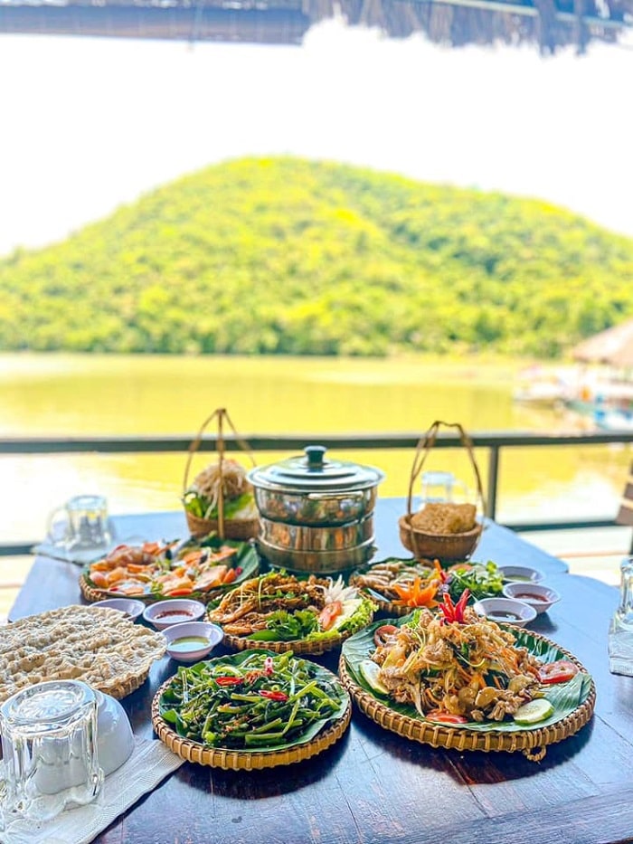 Ăn gì ở hồ Kênh Hạ Nha Trang?