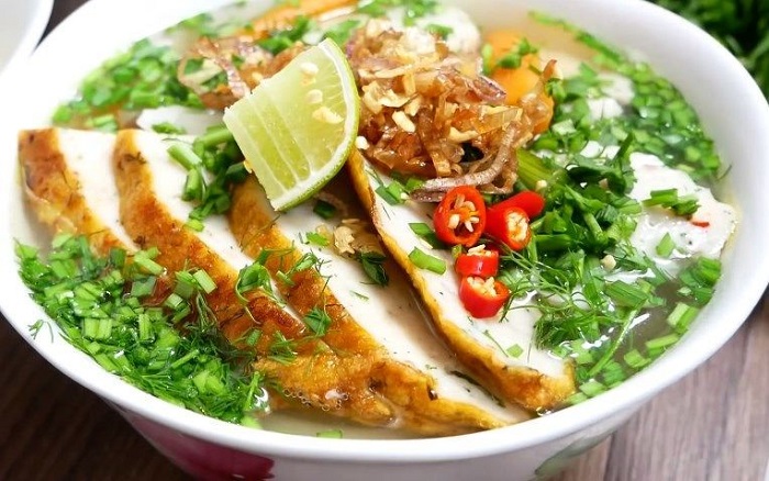 Bánh Canh Gái Thảo - quán bánh canh chả cá ngon ở Ninh Thuận được yêu thích 