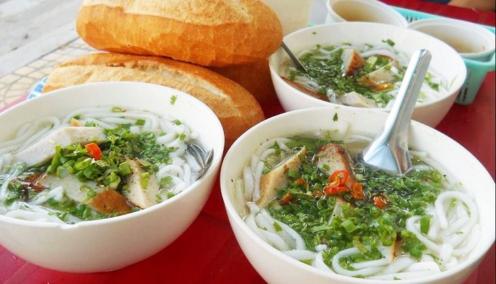 Mai Ly cake soup - delicious fish cake soup shop in Ninh Thuan 